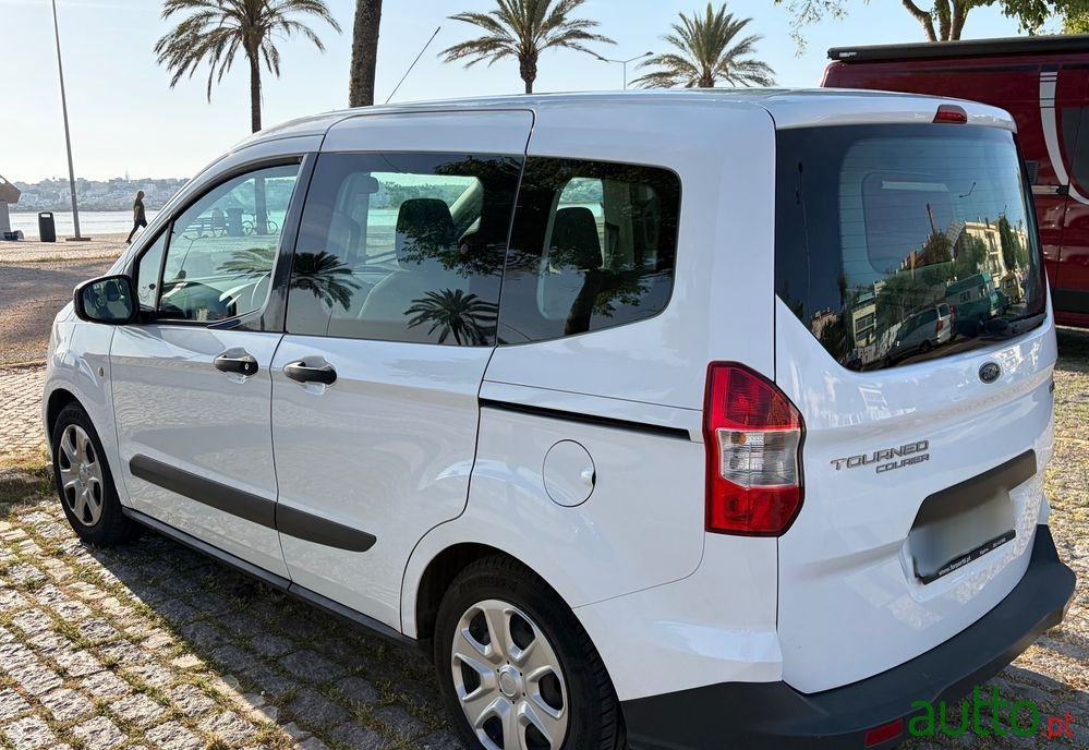 2017' Ford Tourneo Courier photo #6