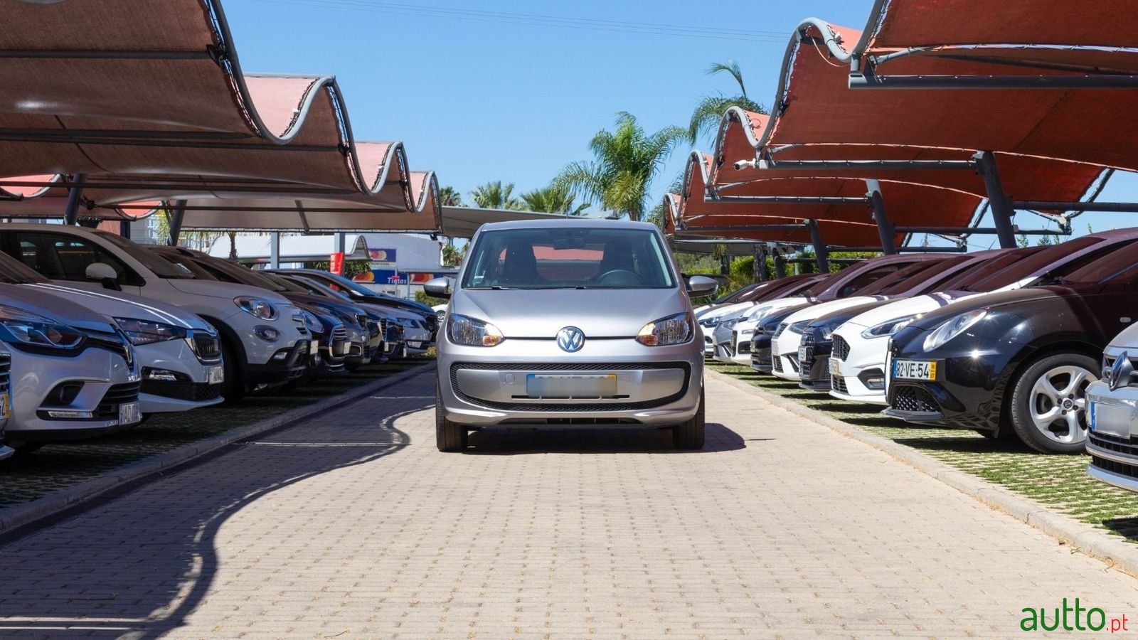 2018' Volkswagen Up photo #2