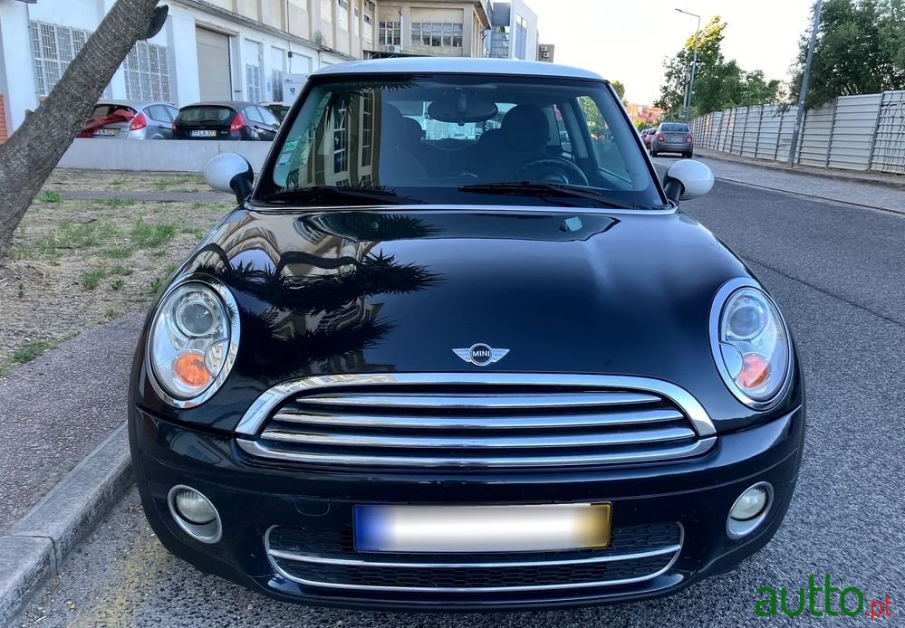 2008' MINI Cooper D photo #2