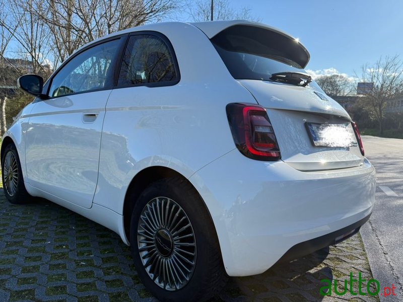 2022' Fiat 500e 42Kwh photo #3