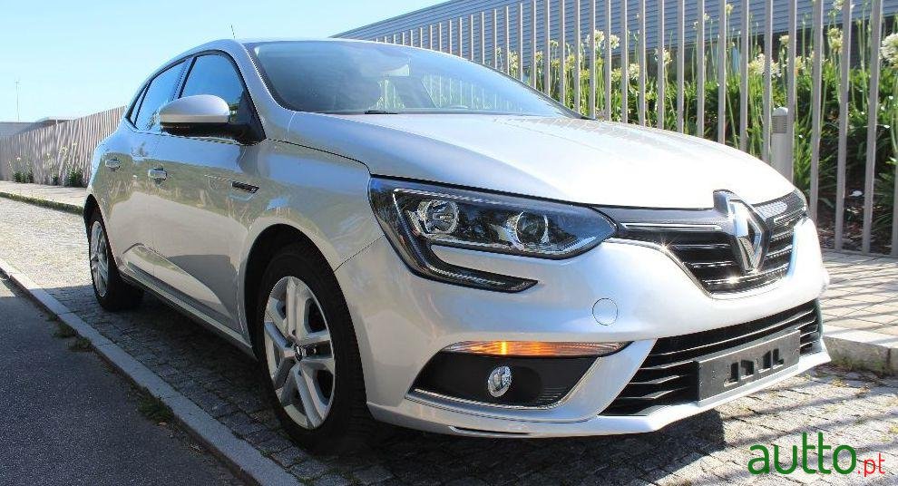 2016' Renault Megane 1.5 110Cv photo #2