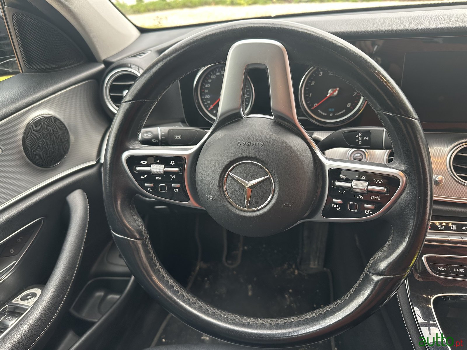 2019' Mercedes-Benz E 300 E photo #7