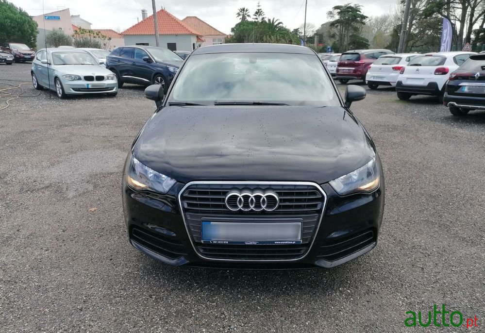 2011' Audi A1 photo #2