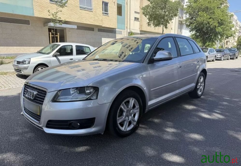 2009' Audi A4 2.0 Tdi Advance photo #3