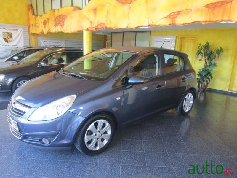 2008' Opel Corsa photo #2