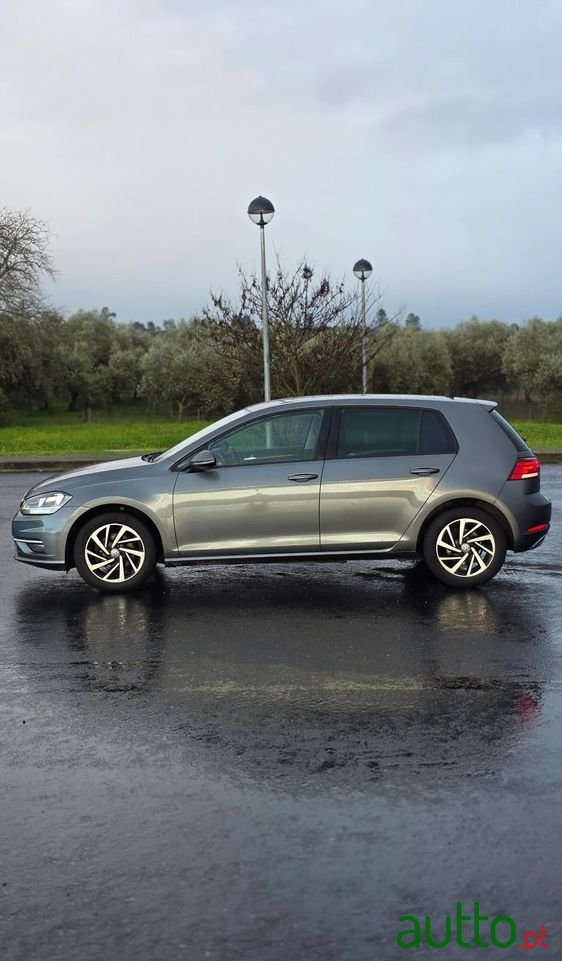 2018' Volkswagen Golf 1.0 Tsi Join photo #2