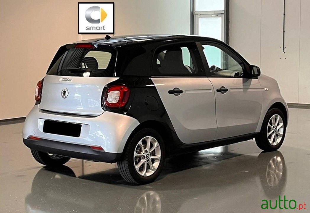 2016' Smart Forfour photo #2