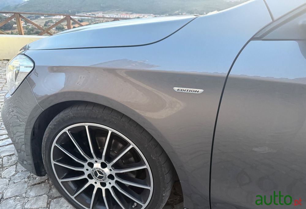 2017' Mercedes-Benz Classe Cla photo #6