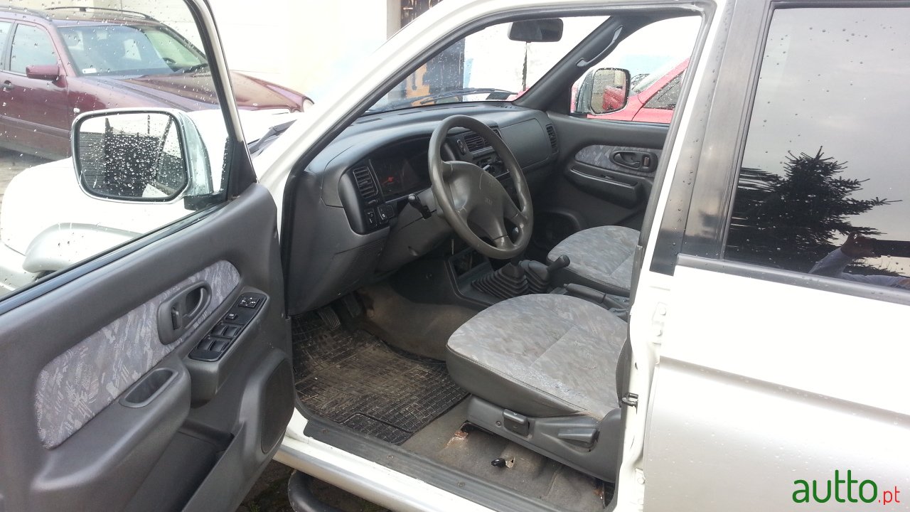 2000' Mitsubishi L 200 photo #3