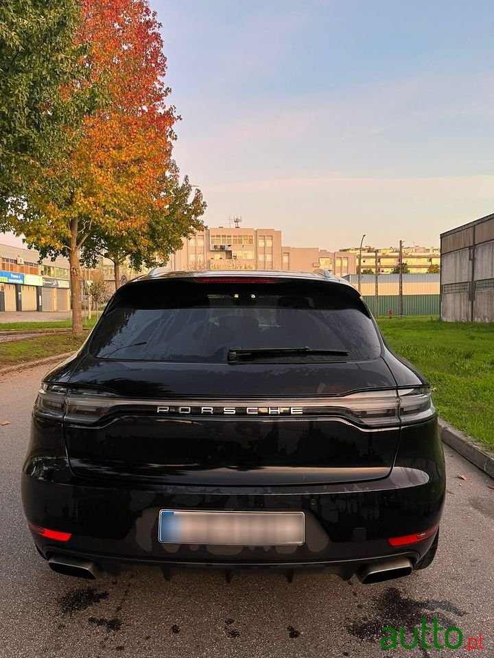 2019' Porsche Macan photo #6