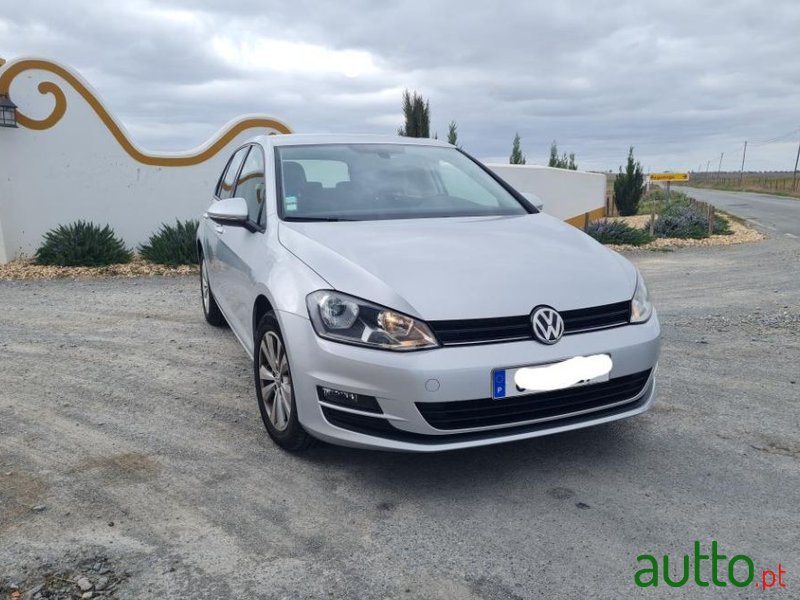 2014' Volkswagen Golf photo #5