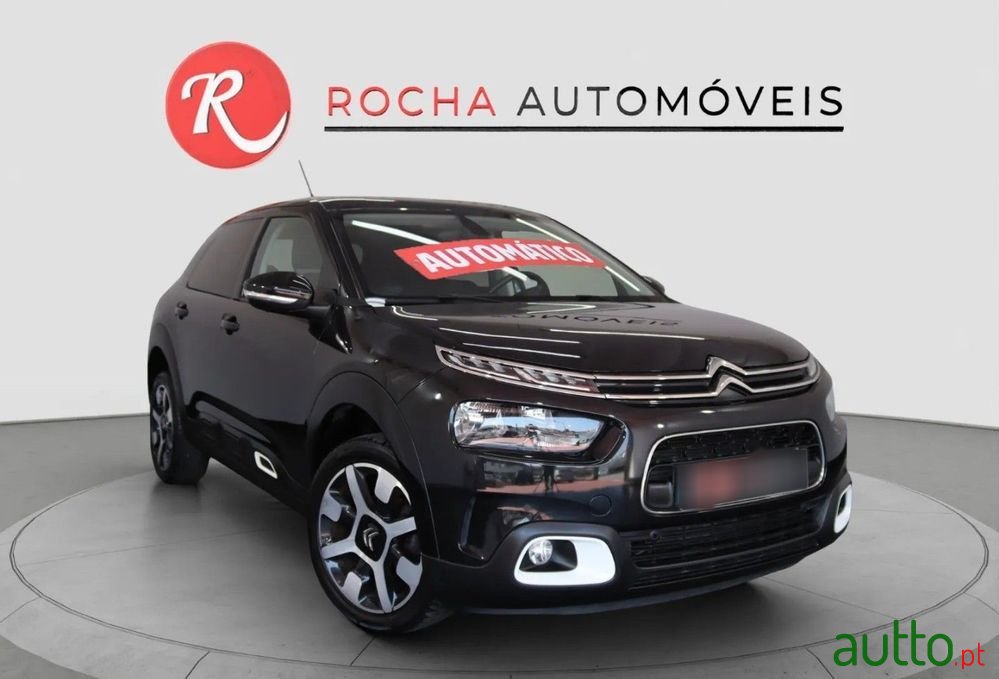 2018' Citroen C4 Cactus photo #3