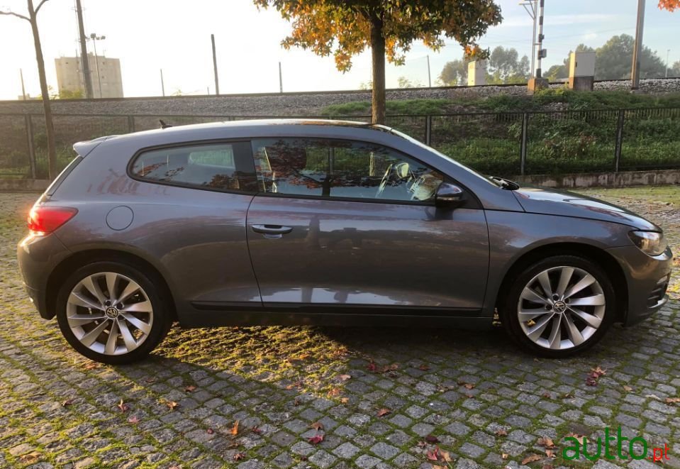 2010' Volkswagen Scirocco photo #6