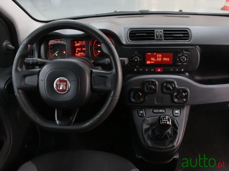 2019' Fiat Panda photo #5