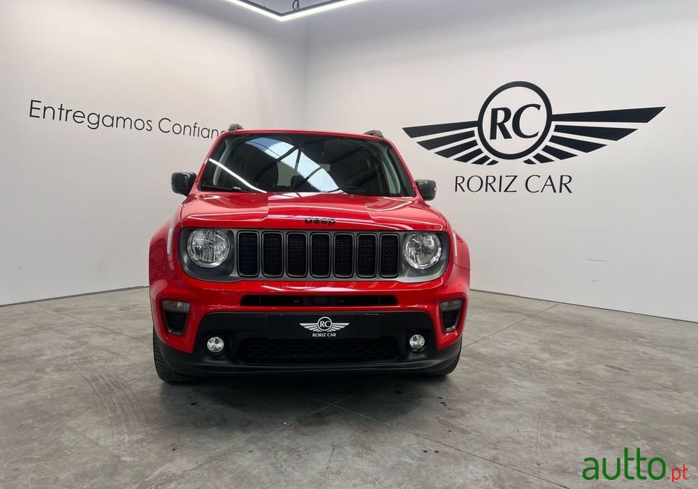 2022' Jeep Renegade photo #5