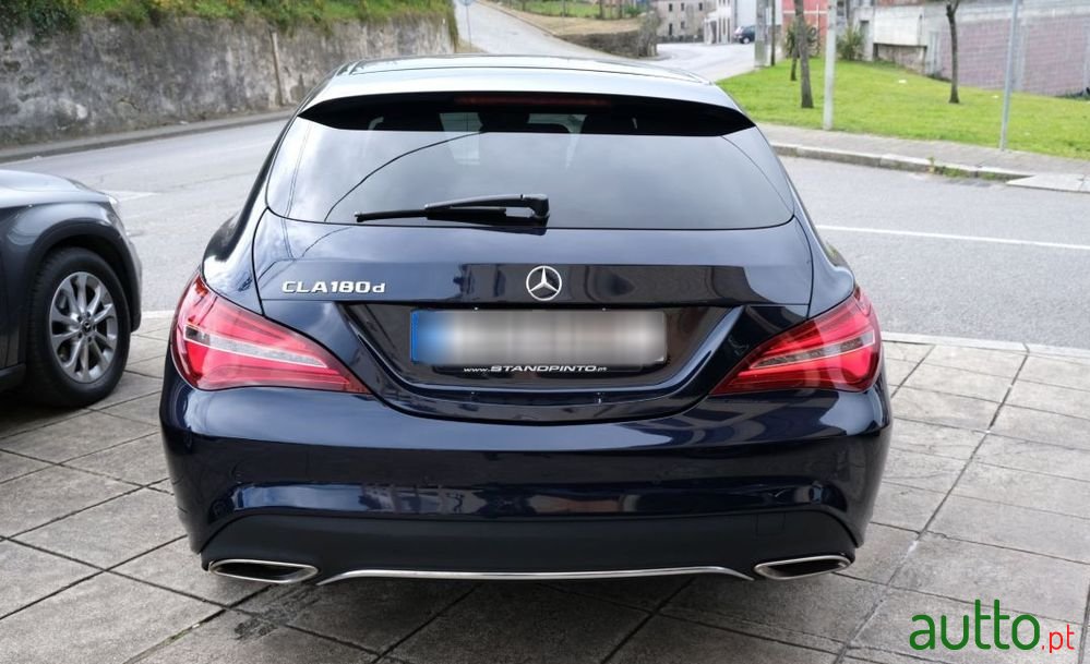 2017' Mercedes-Benz CLA 180 photo #6