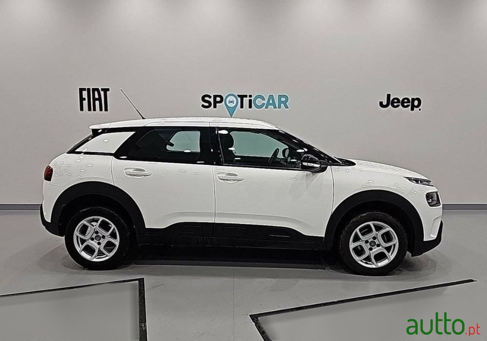 2019' Citroen C4 Cactus photo #4