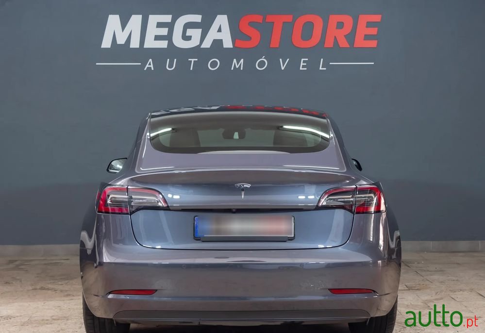 2021' Tesla Model 3 Tração Traseira photo #6