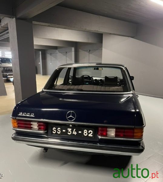 1977' Mercedes-Benz 300 photo #4