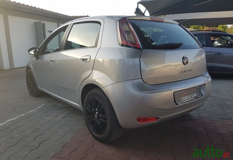2013' Fiat Punto photo #4
