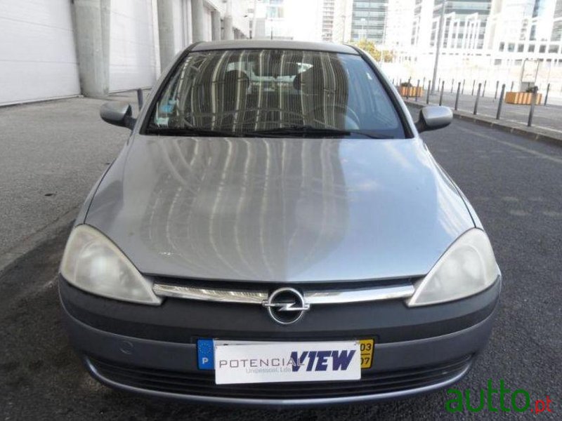 2003' Opel Corsa photo #2