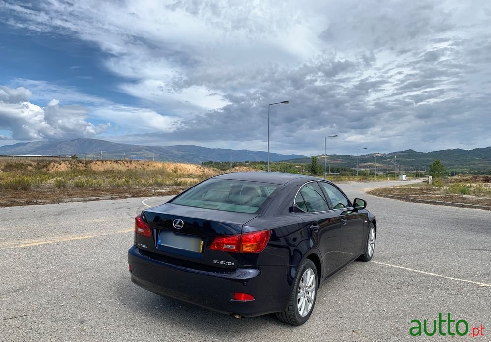 2007' Lexus IS D Luxury 26 photo #4