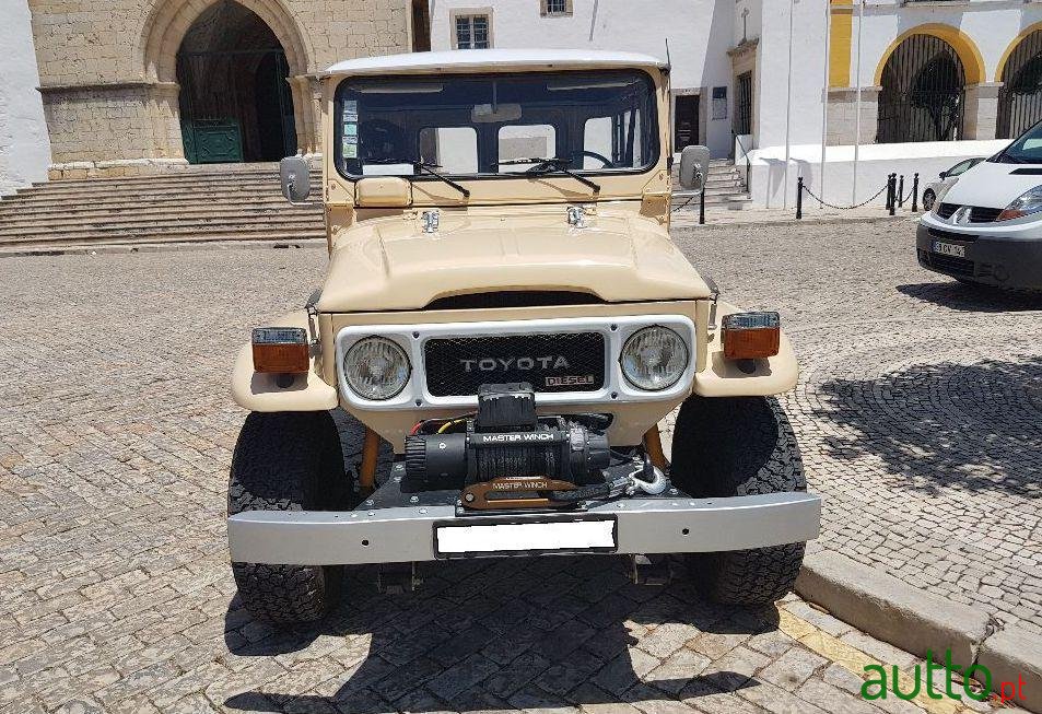 1982' Toyota Bj-40 photo #4