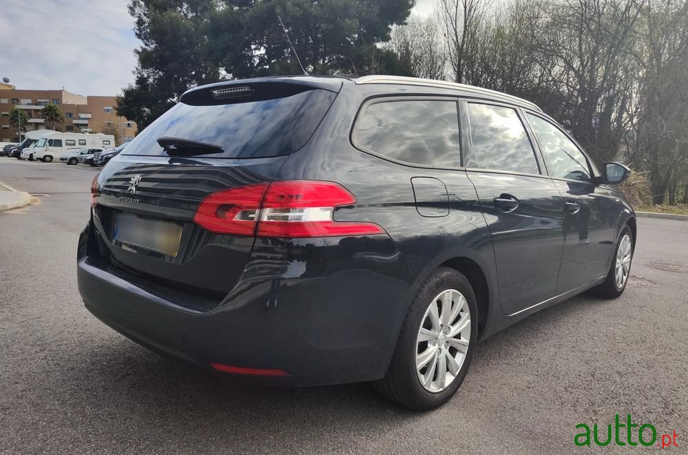 2019' Peugeot 308 Sw photo #5