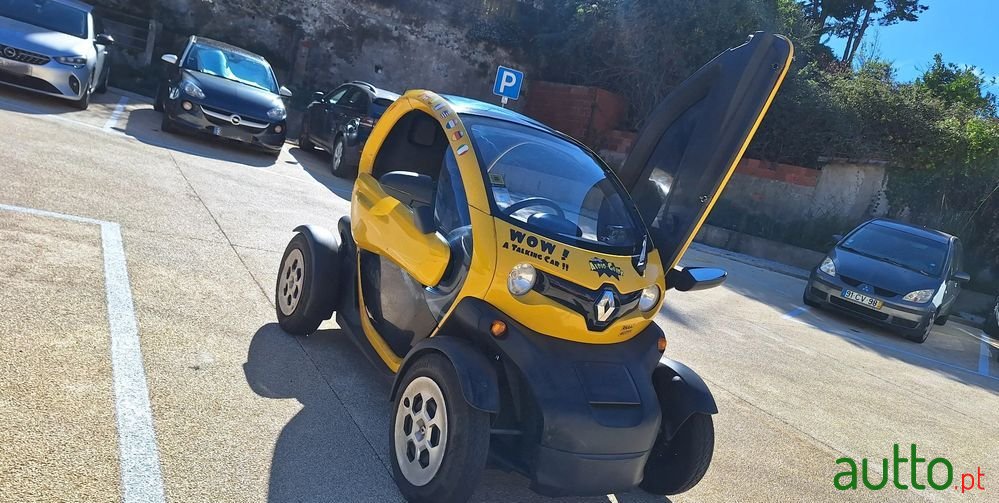 2017' Renault Twizy 80 Life Flex photo #3