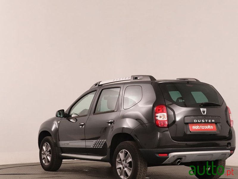 2015' Dacia Duster photo #2