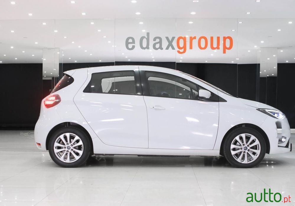 2020' Renault Zoe photo #2