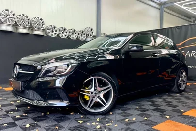 2018' Mercedes-Benz Classe A D Urban