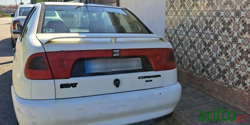 1997' SEAT Cordoba 1.4 Sxe photo #3