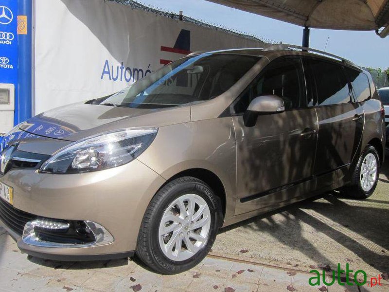 2015' Renault Grand Scenic 1.5 dCi Dynamique S SS photo #2