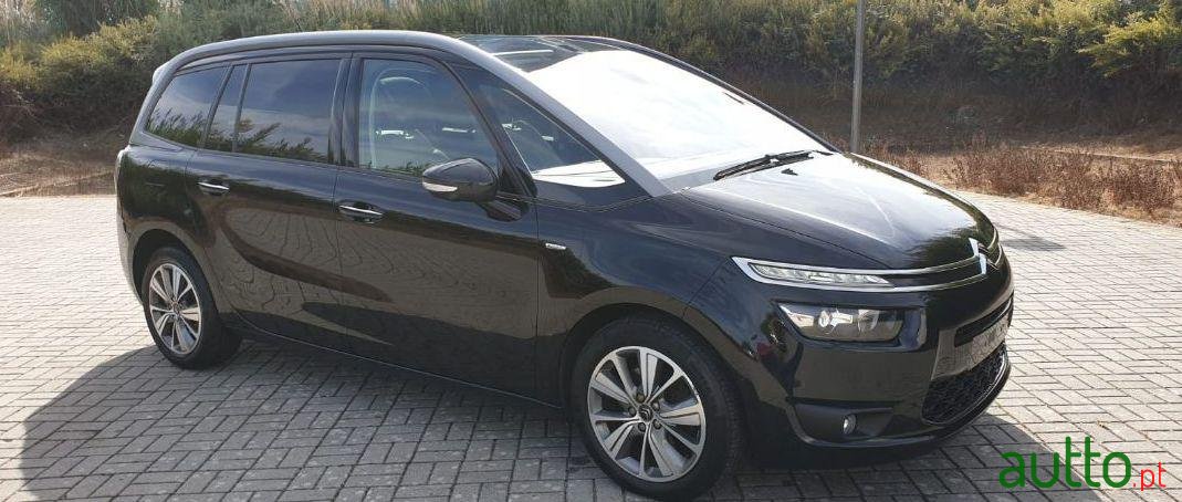 2014' Citroen C4 Grand Picasso photo #1