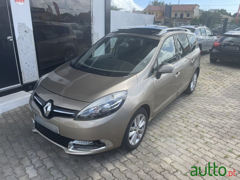 2014' Renault Grand Scenic photo #1