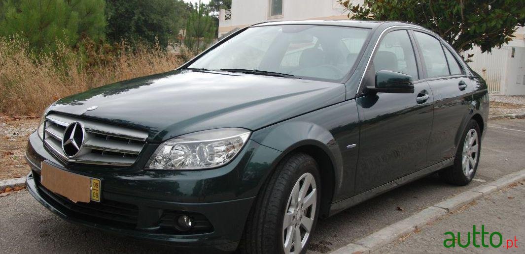 2009' Mercedes-Benz C-220 photo #1