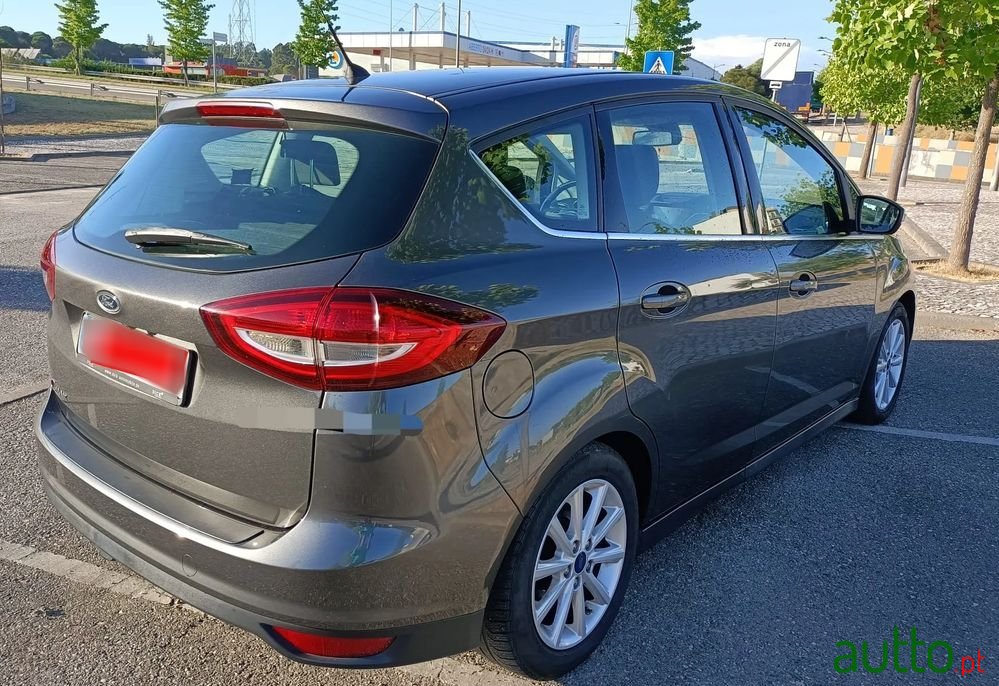 2015' Ford C-MAX photo #5