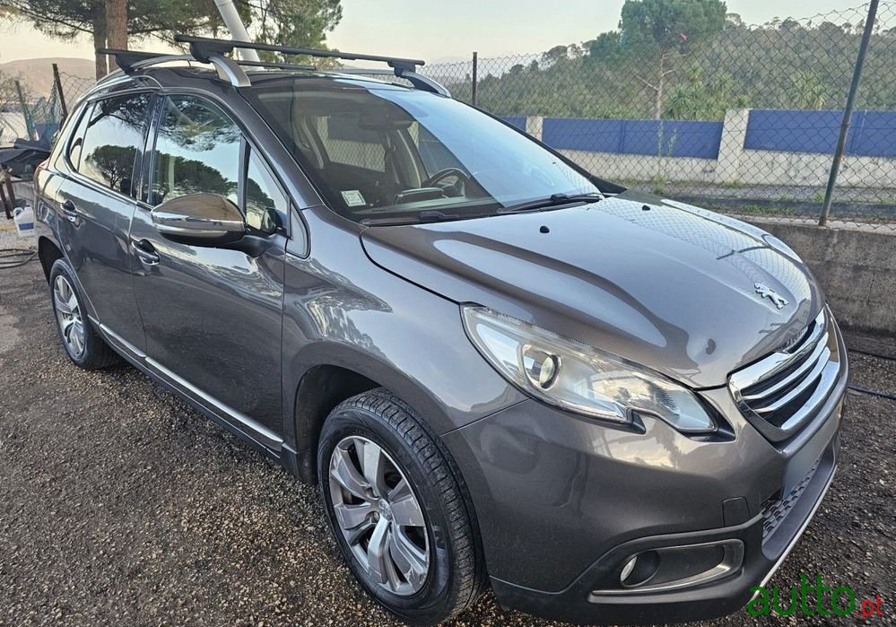 2015' Peugeot 2008 1.4 Hdi Allure photo #4