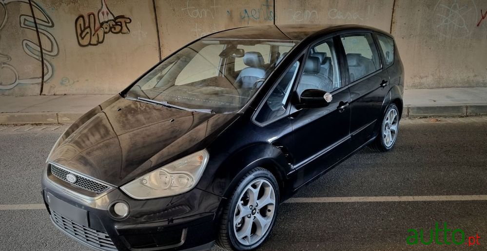 2007' Ford S-Max photo #3