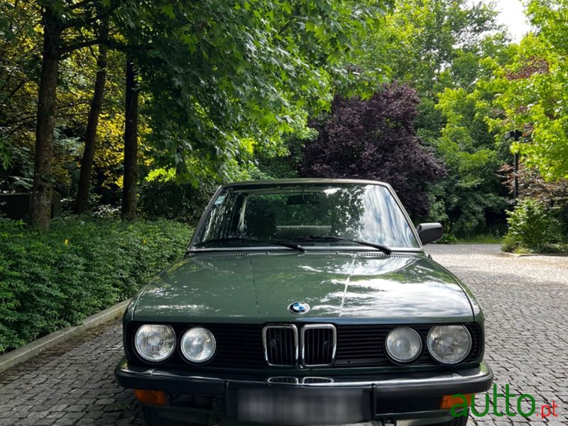 1982' BMW 520 photo #1