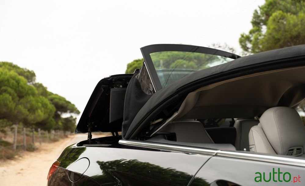 2013' Mercedes-Benz Classe E photo #2