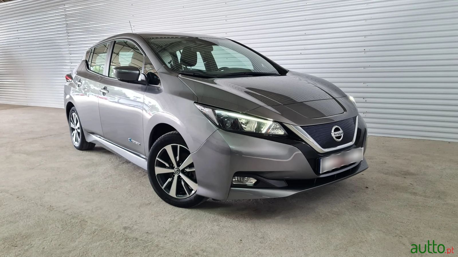 2018' Nissan Leaf photo #1