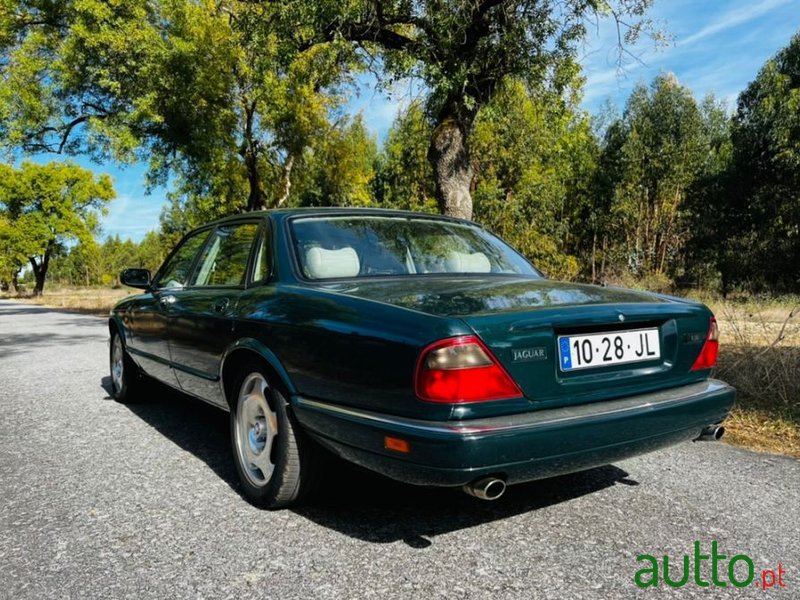 1997' Jaguar XJR photo #5