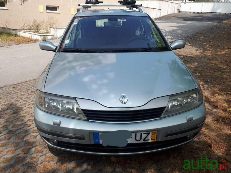 2003' Renault Laguna Break photo #2