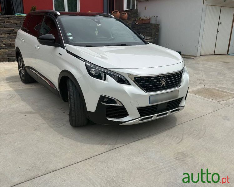 2017' Peugeot 5008 Gt Line photo #3