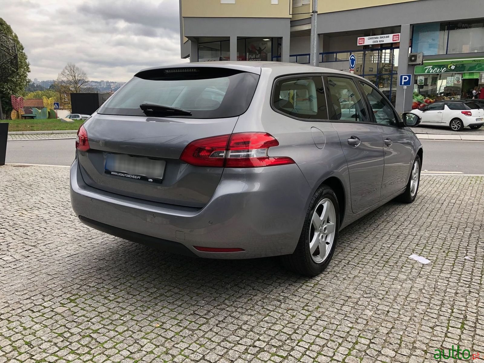 2015' Peugeot 308 Sw photo #6