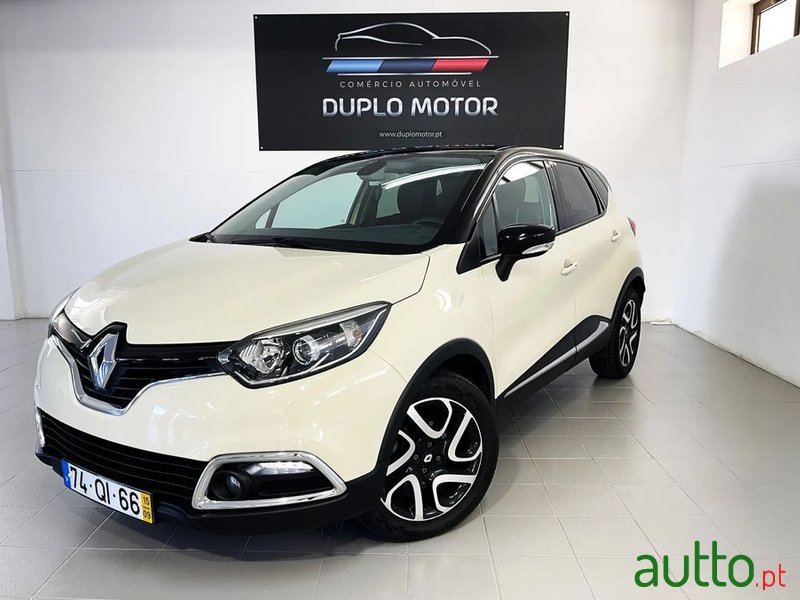 2015' Renault Captur photo #1