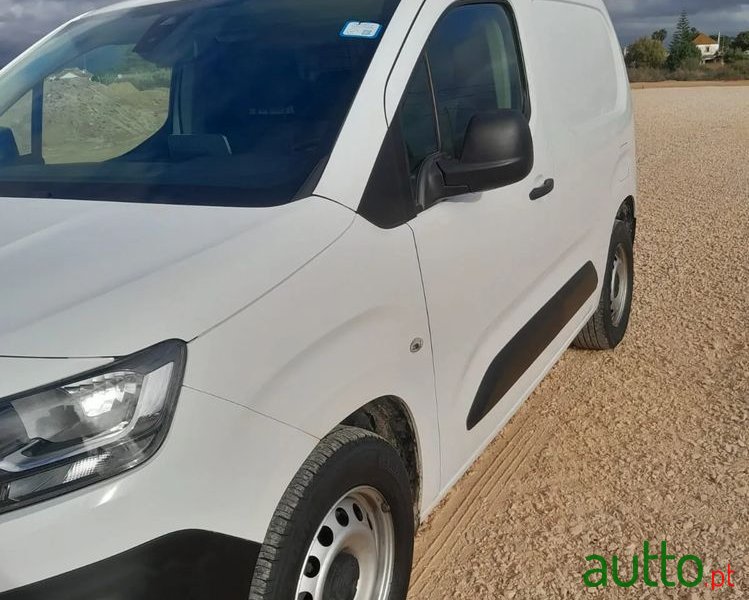 2019' Citroen Berlingo photo #3