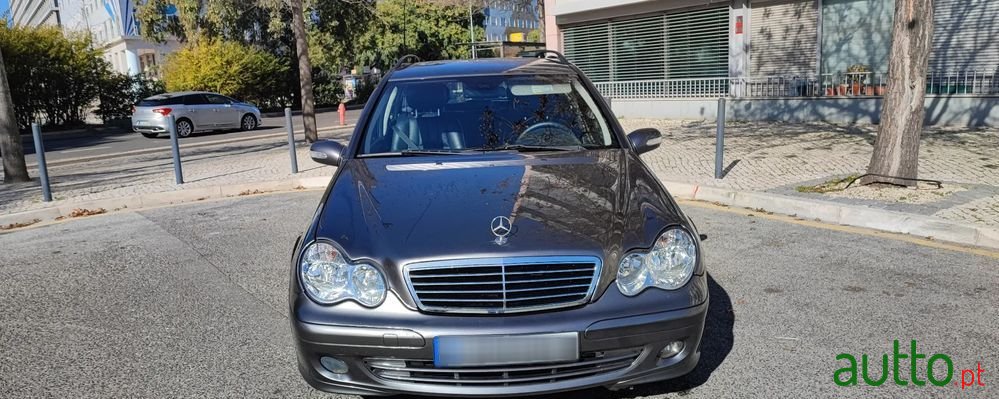 2007' Mercedes-Benz C 220 photo #3